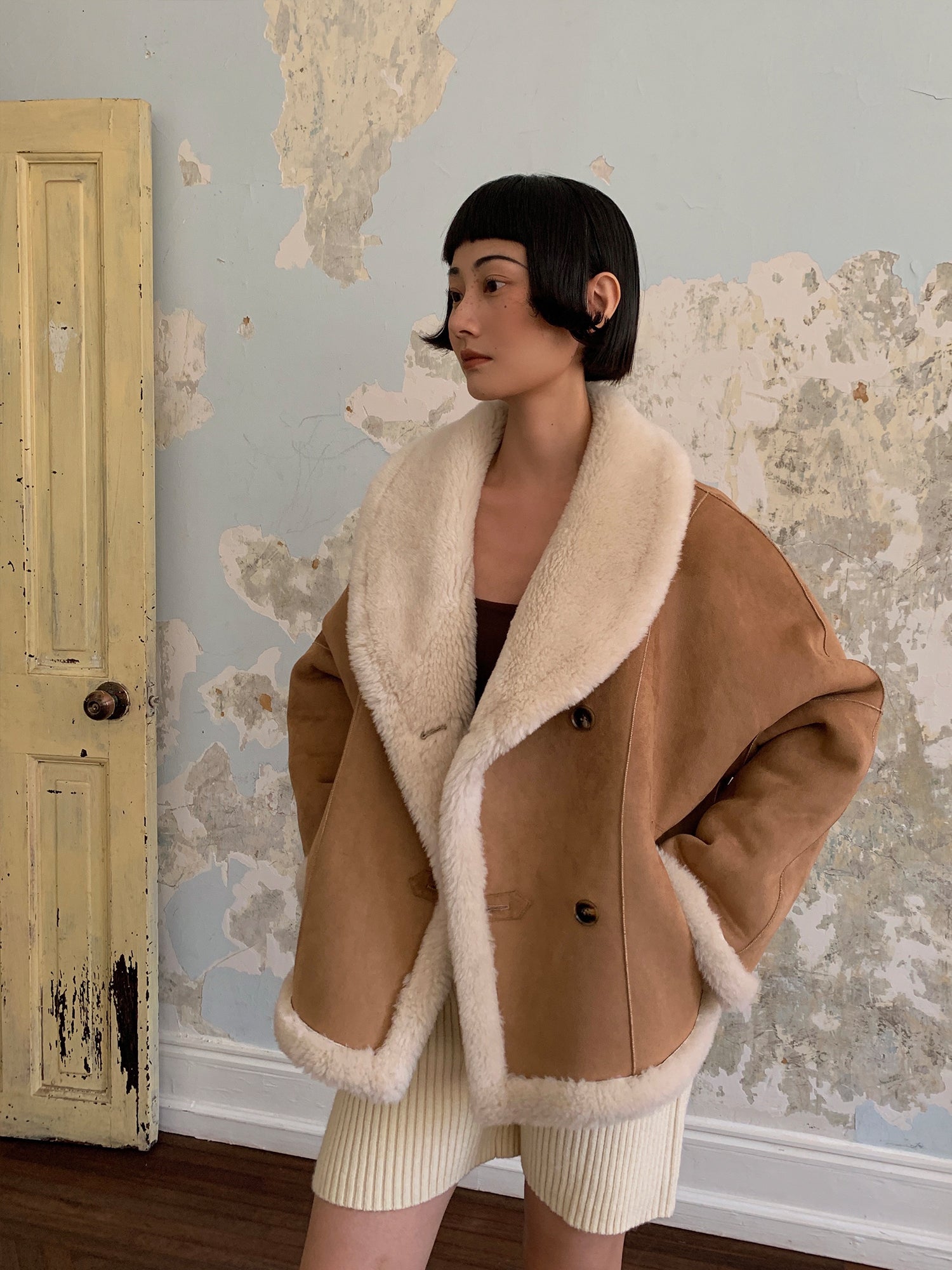 "Bella Poetry" Reversible Artificial Compound Leather Shearling Short Jacket